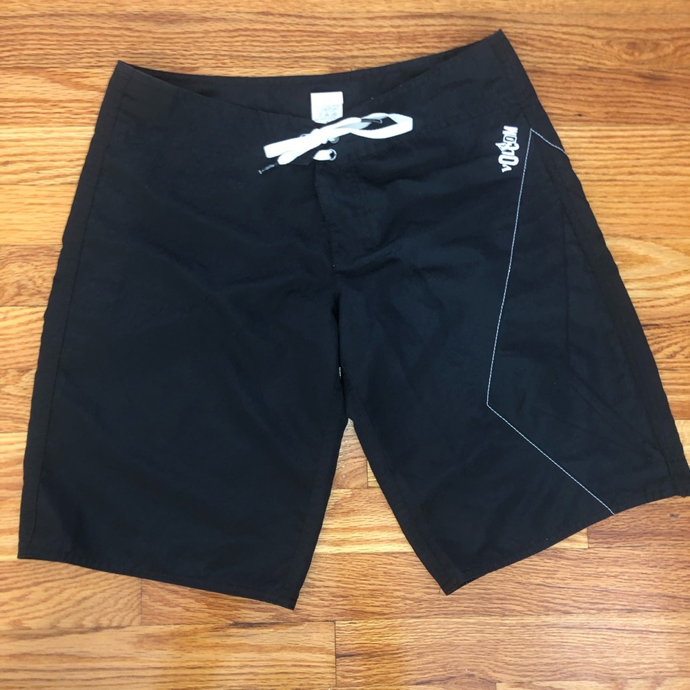 Volcom Women’s Foster Gals Solid Boardshorts